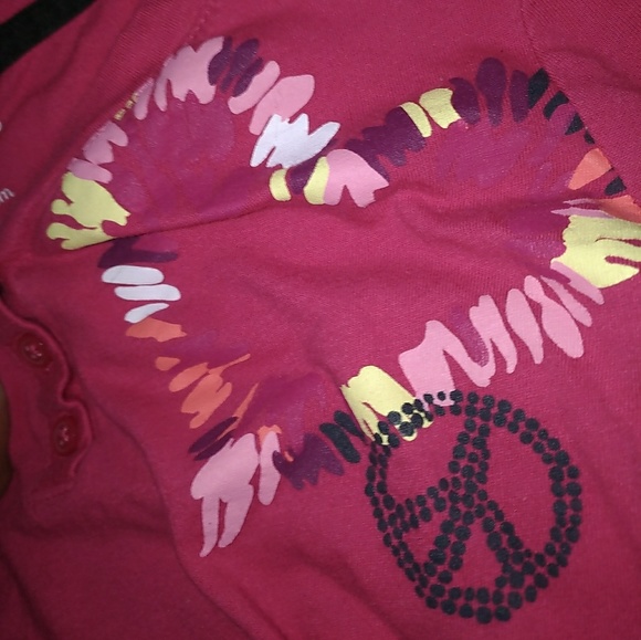 Shrit - Picture 1 of 3